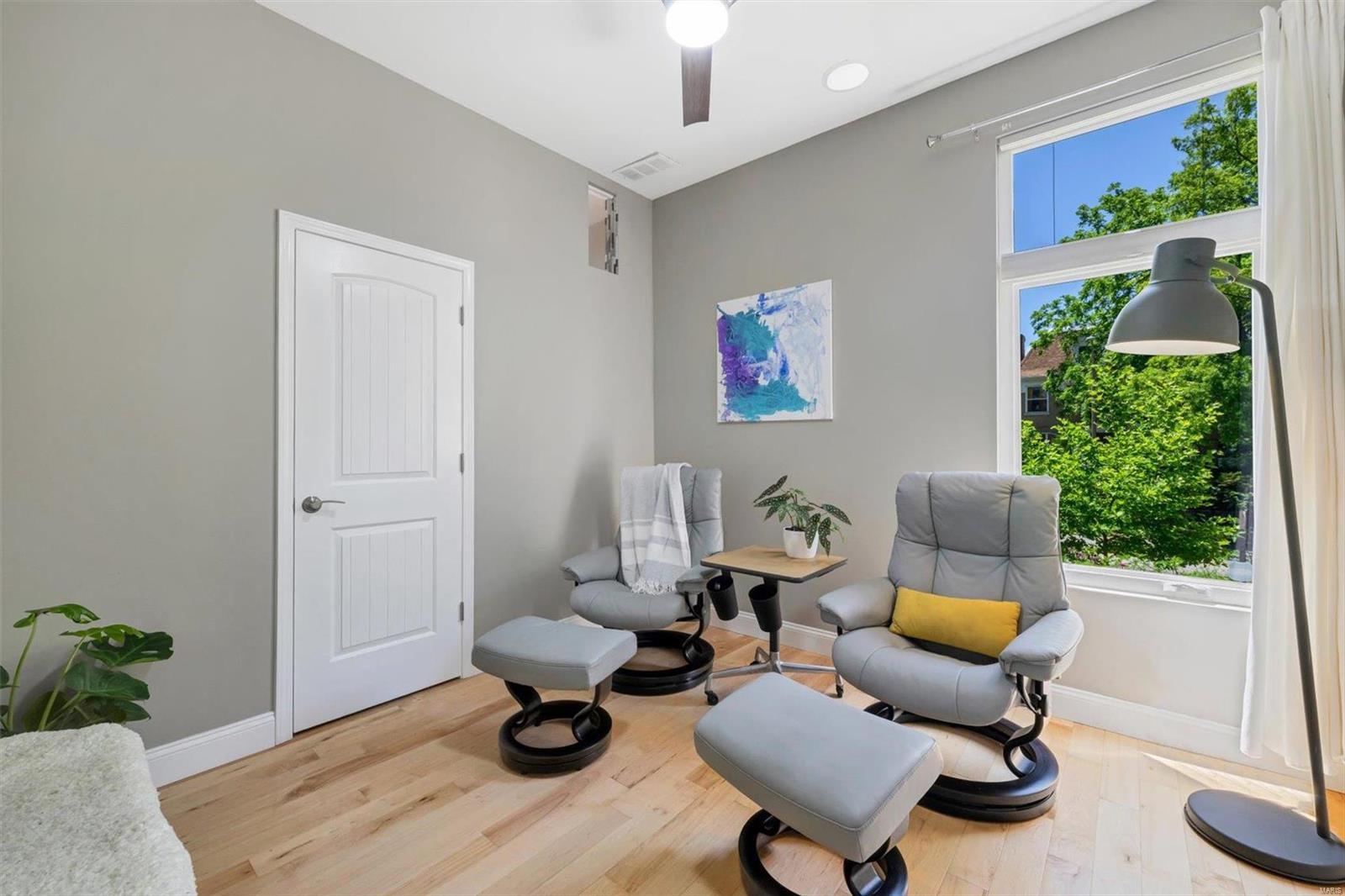 3239 Lafayette Avenue