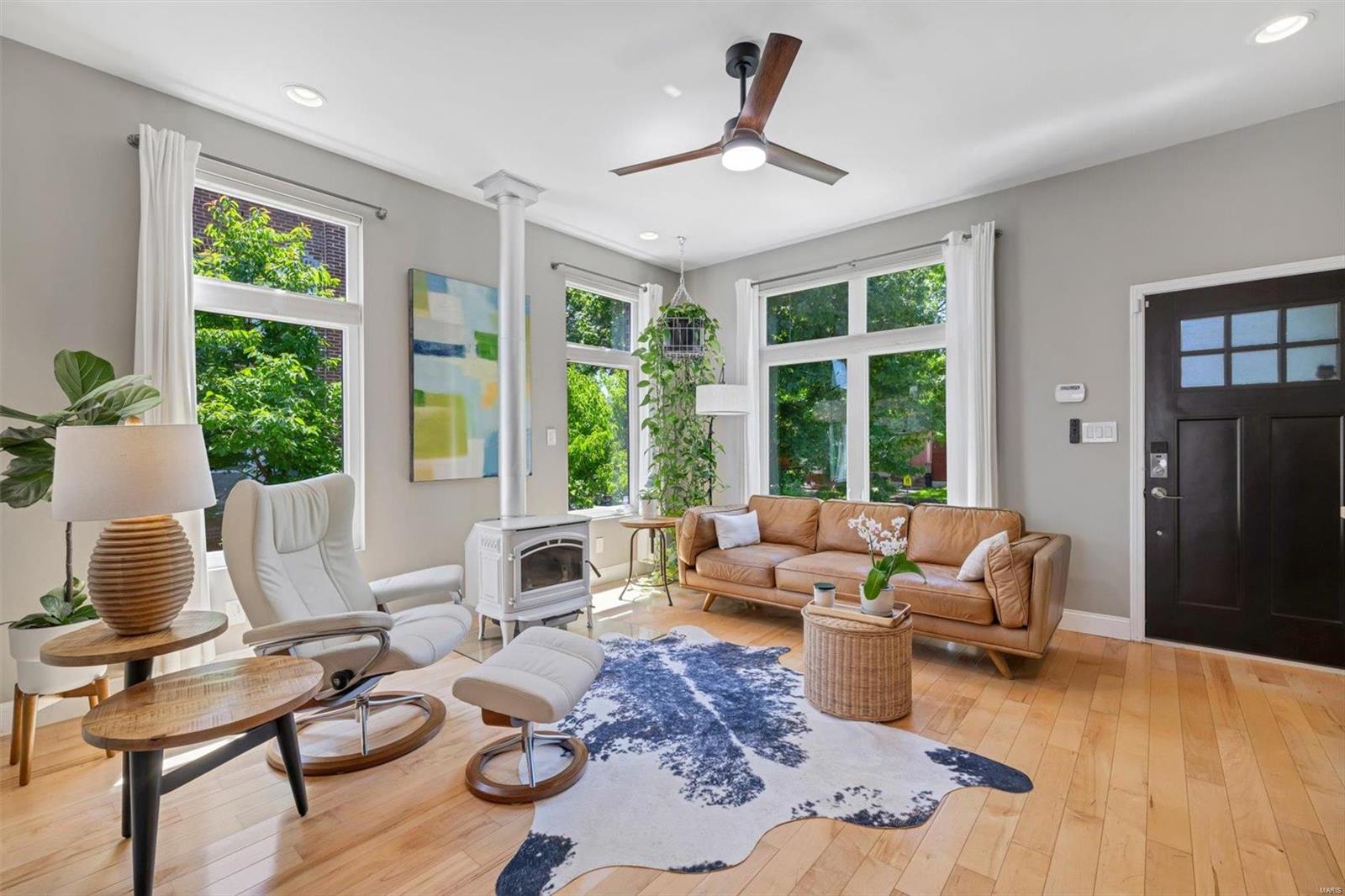 3239 Lafayette Avenue