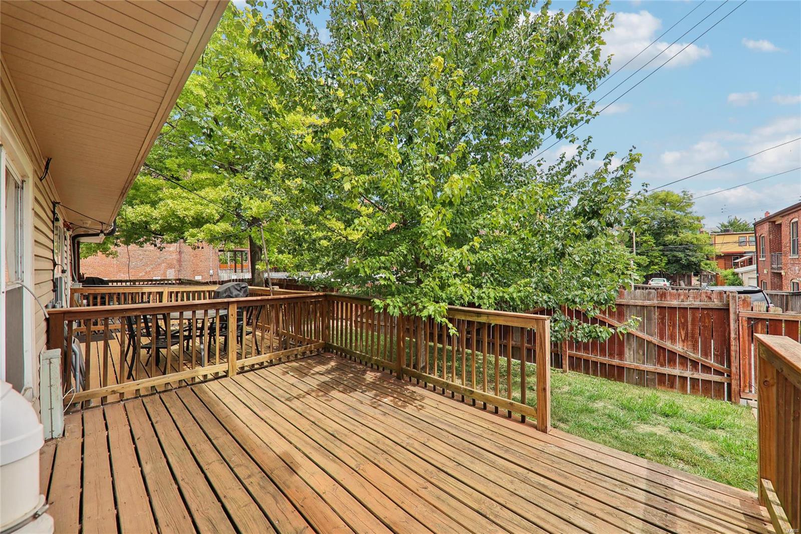 907 Ann Avenue Unit: 907