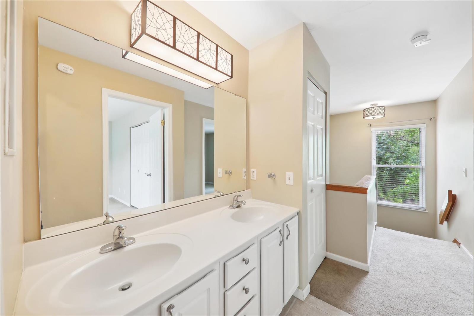 907 Ann Avenue Unit: 907