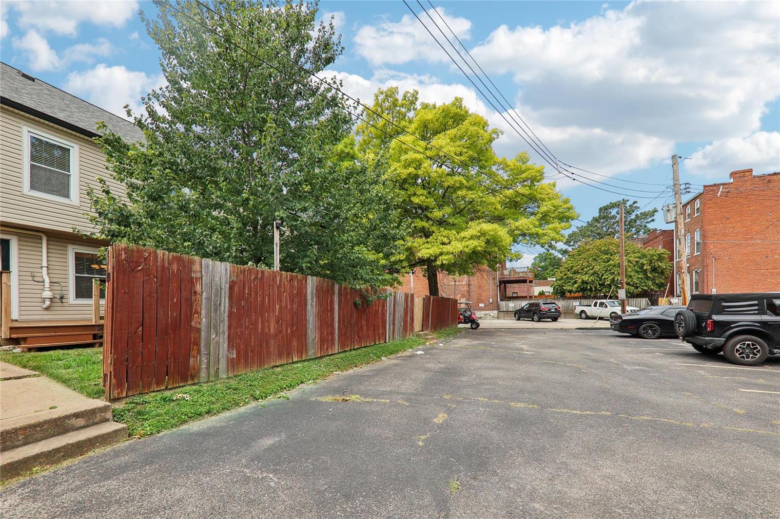 907 Ann Avenue Unit: 907