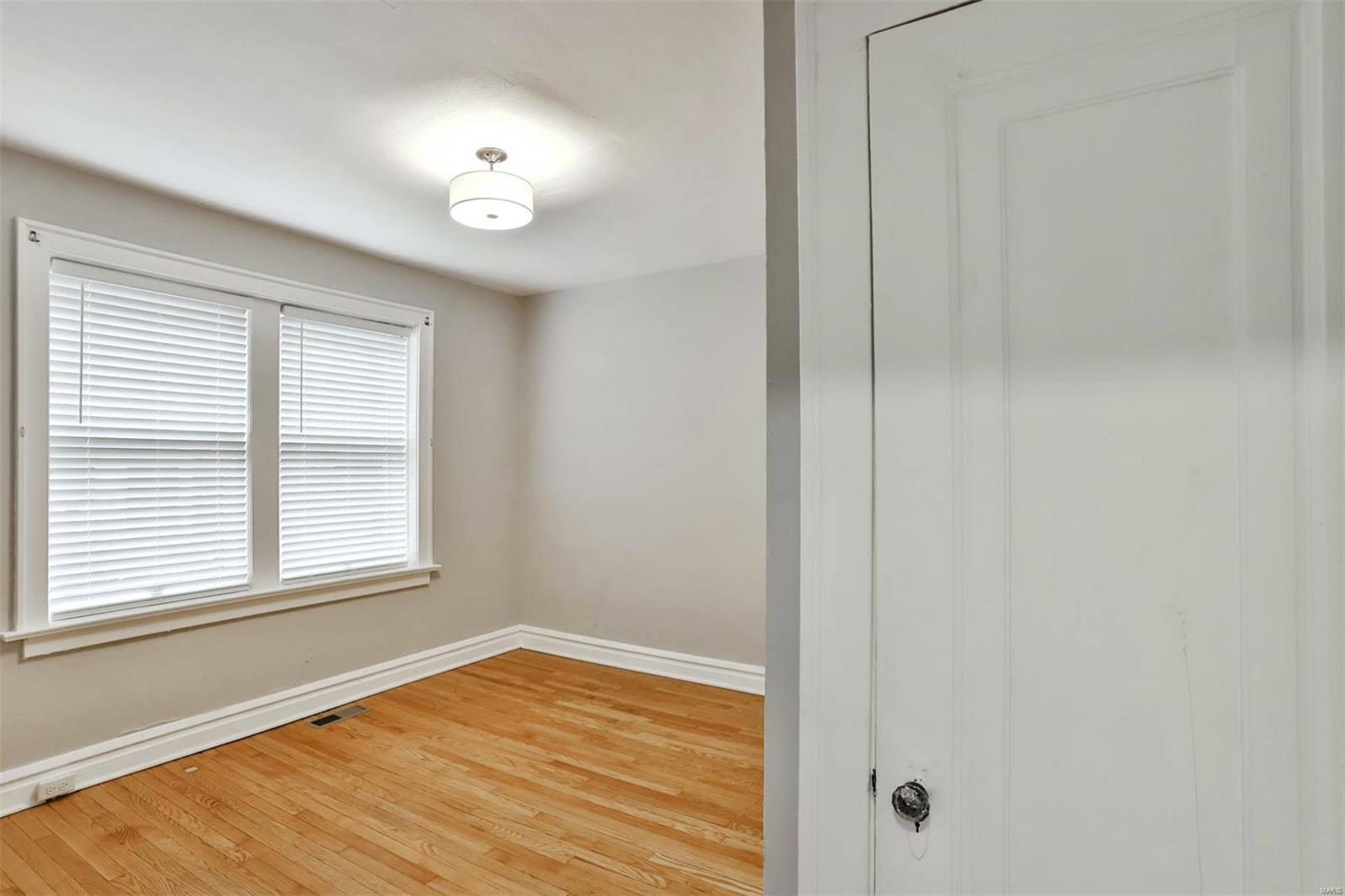 7125 Dartmouth Avenue Unit: 2F