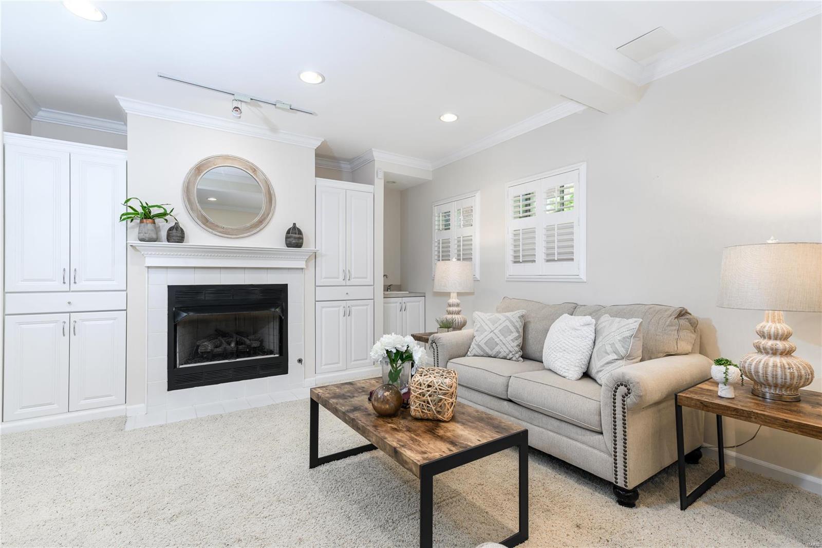 1119 Castle Gate Villas Drive