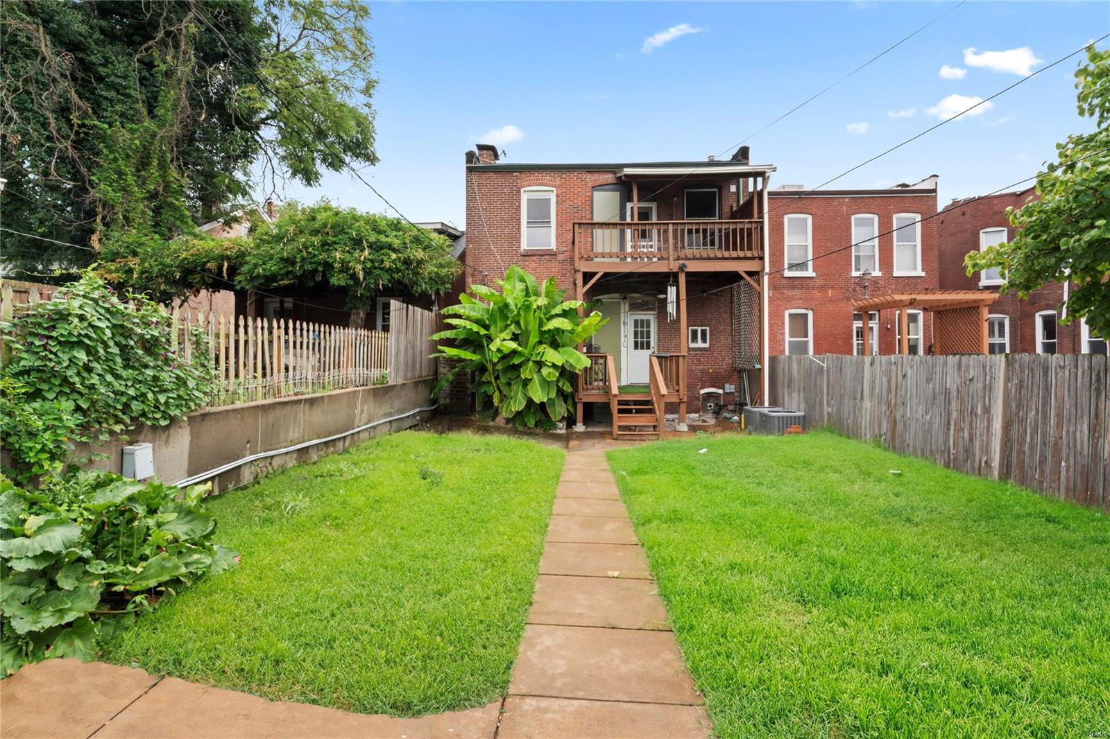 2326 Arkansas Avenue