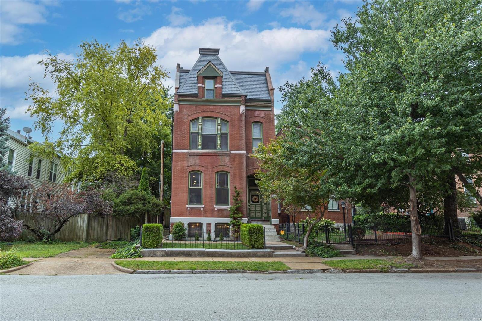 2008 Hickory Street
