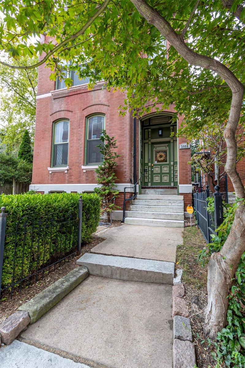 2008 Hickory Street