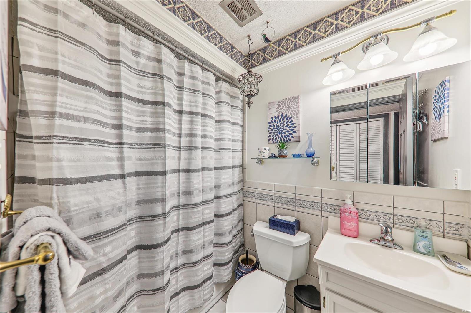 11167 Whispering Oaks Drive