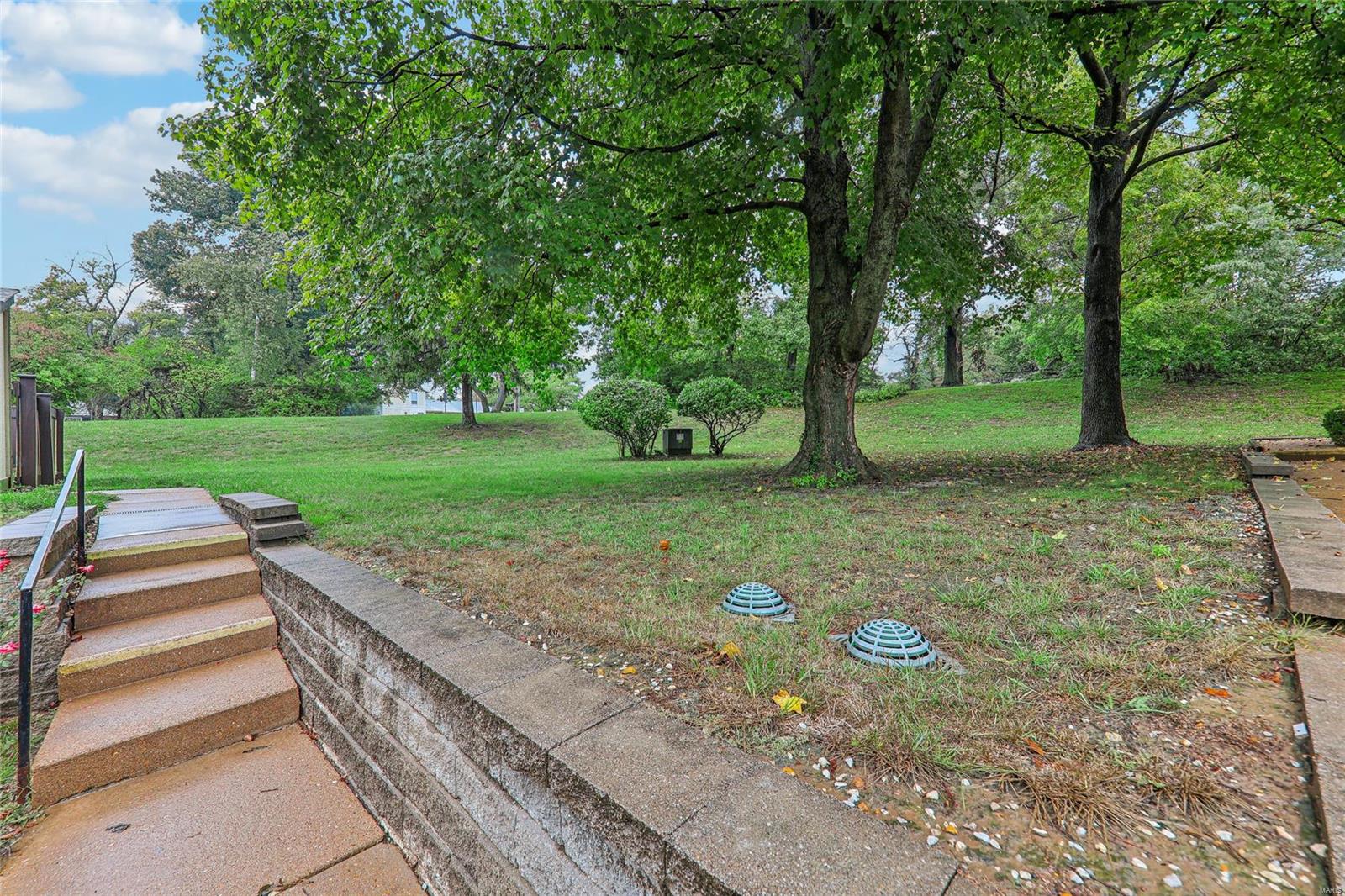 11167 Whispering Oaks Drive