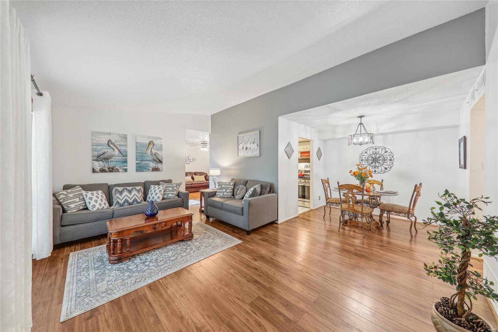 11167 Whispering Oaks Drive