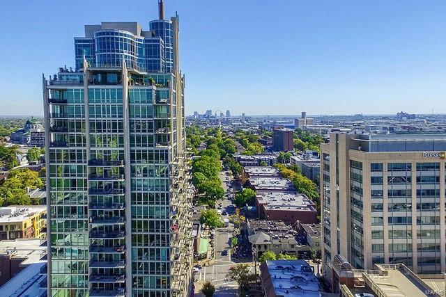 4909 Laclede Avenue Unit: 1306