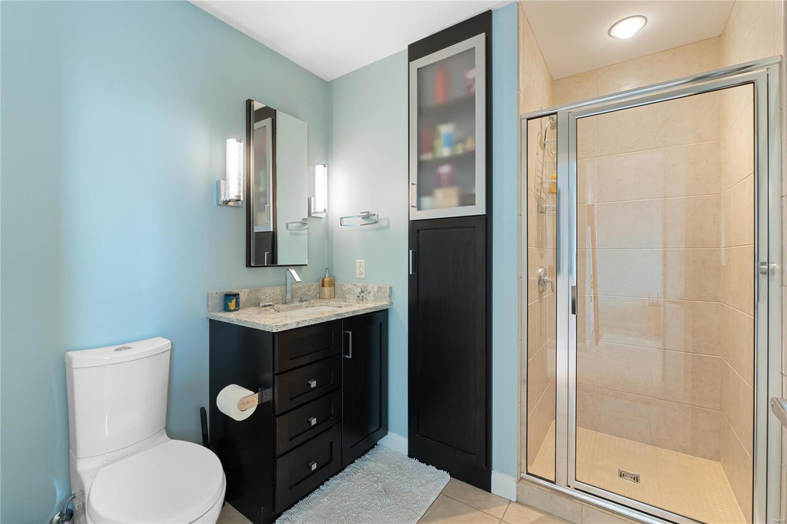 4909 Laclede Avenue Unit: 1306