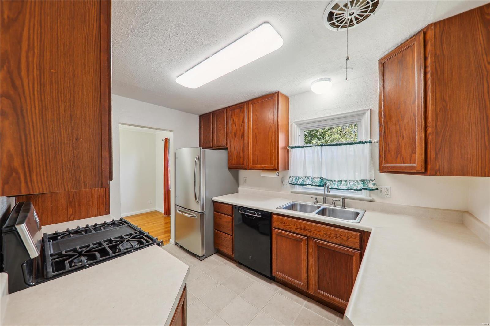 6218 Archwood Lane