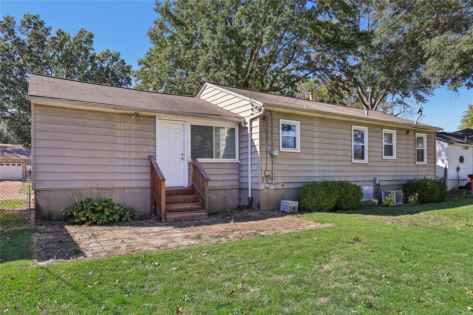6218 Archwood Lane