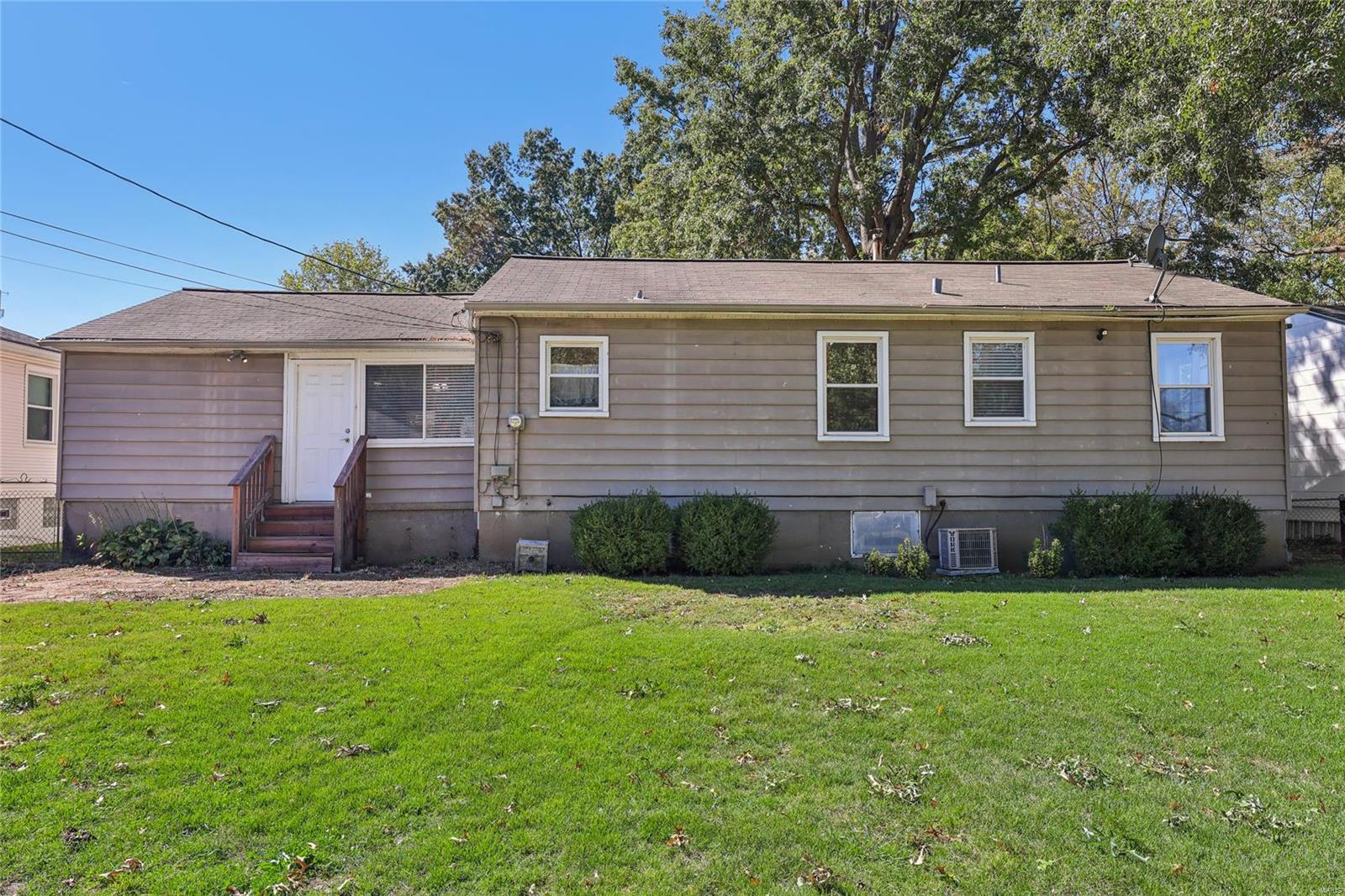 6218 Archwood Lane