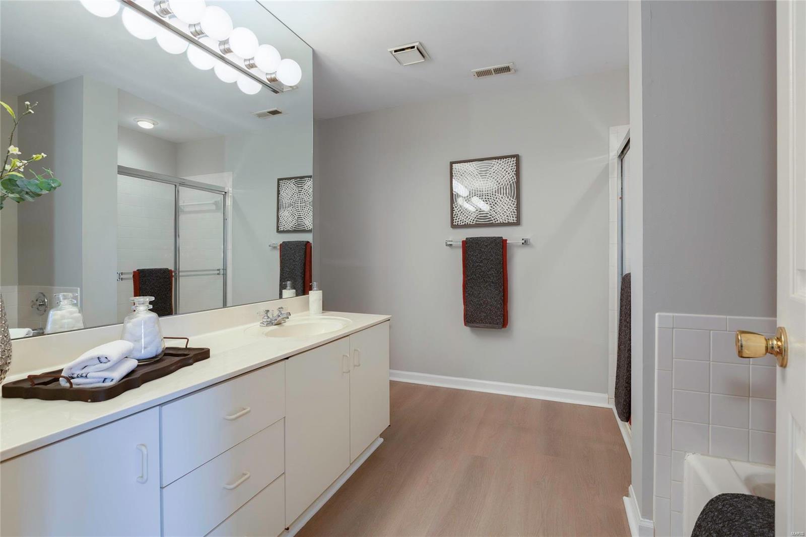 437 Clara Avenue Unit: 20