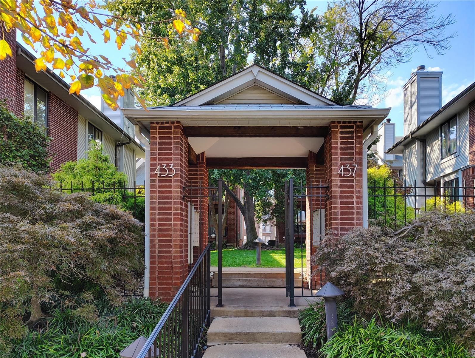 437 Clara Avenue Unit: 20