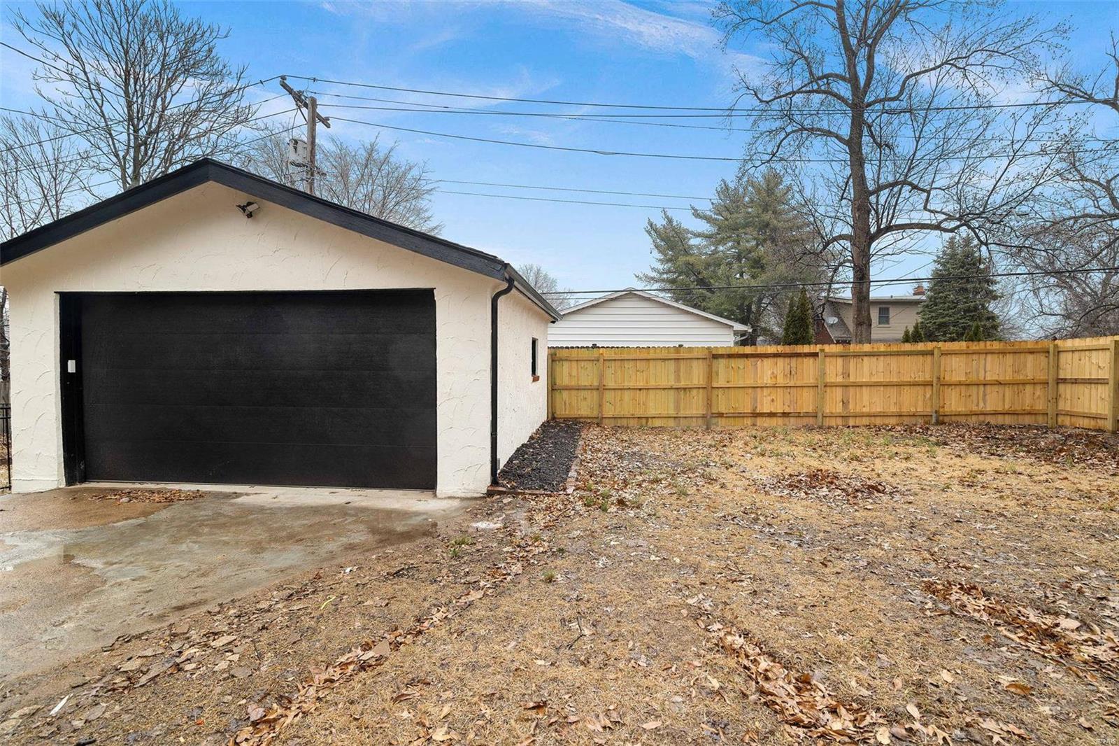 7605 Delmar Boulevard