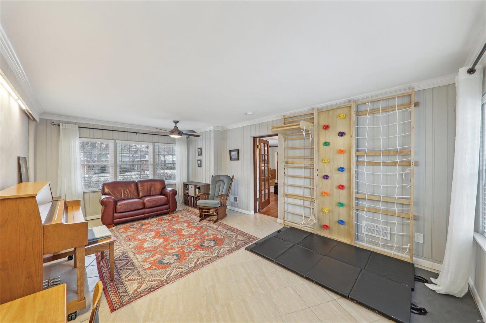 943 Abbeville Drive