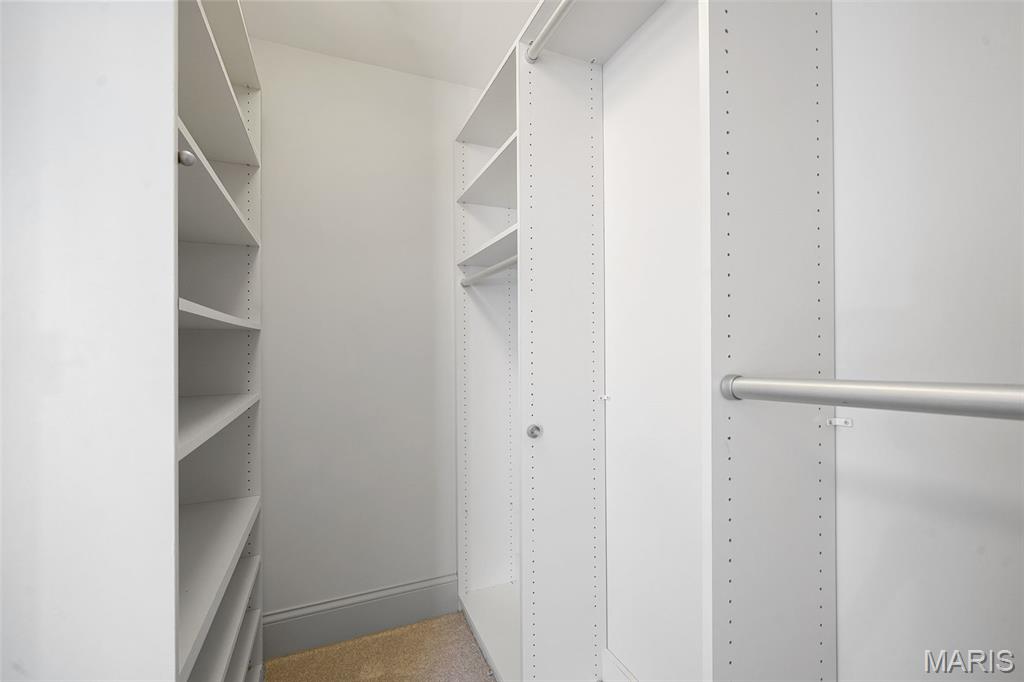 232 N Kingshighway Boulevard Unit: 2201