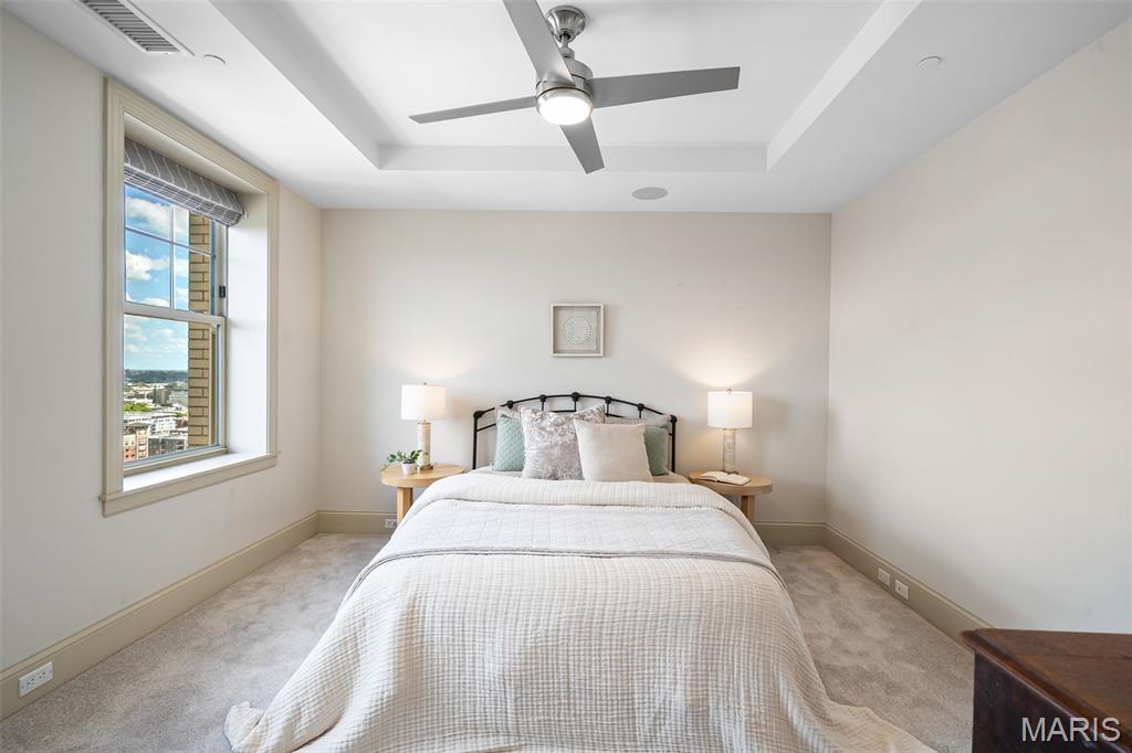 232 N Kingshighway Boulevard Unit: 2201