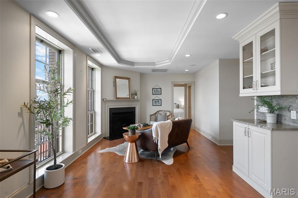 232 N Kingshighway Boulevard Unit: 2201