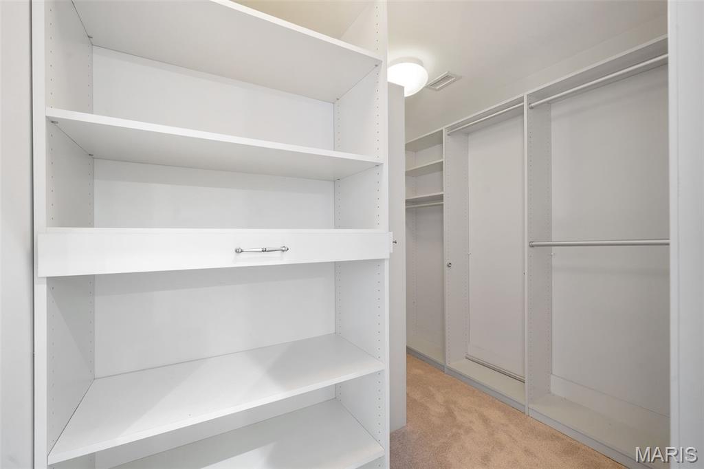 232 N Kingshighway Boulevard Unit: 2201