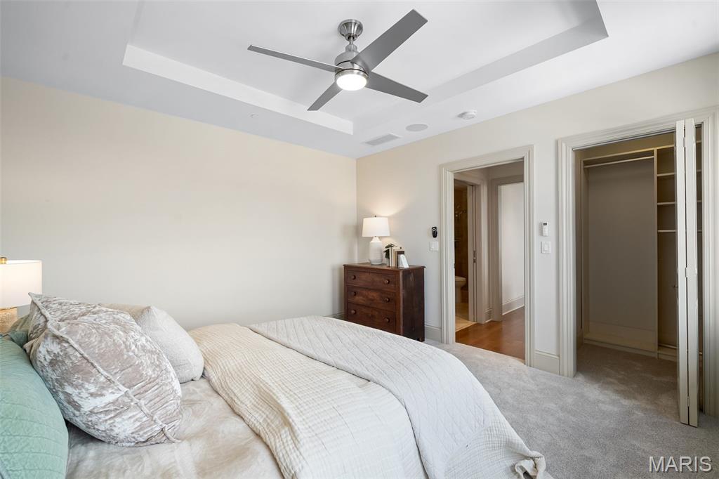 232 N Kingshighway Boulevard Unit: 2201