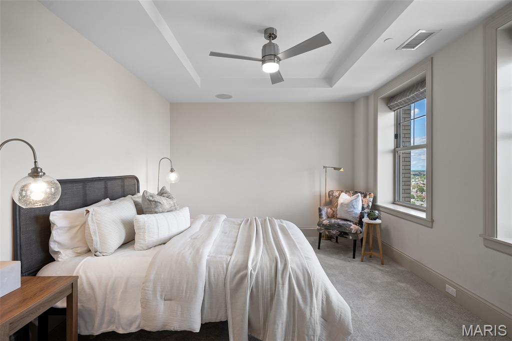 232 N Kingshighway Boulevard Unit: 2201