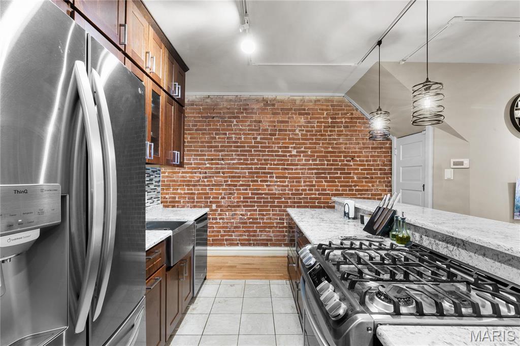 4486 Laclede Avenue Unit: 4486