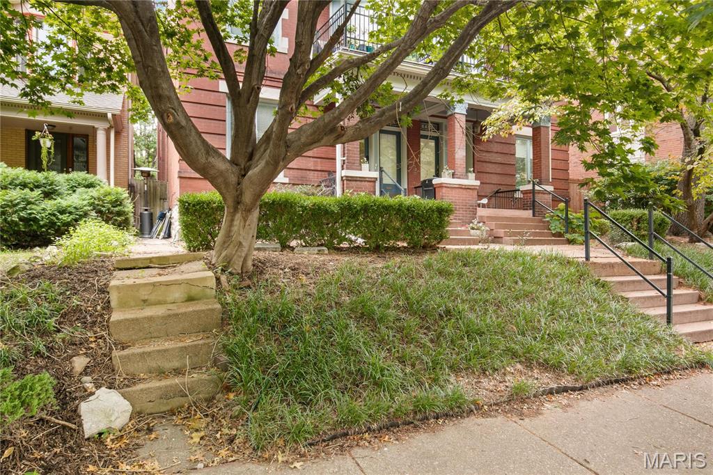 4486 Laclede Avenue Unit: 4486