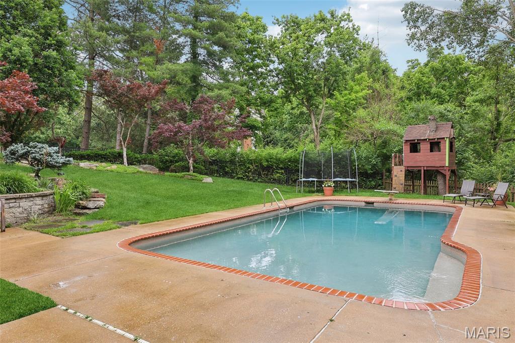 200 Hibler Oaks Drive