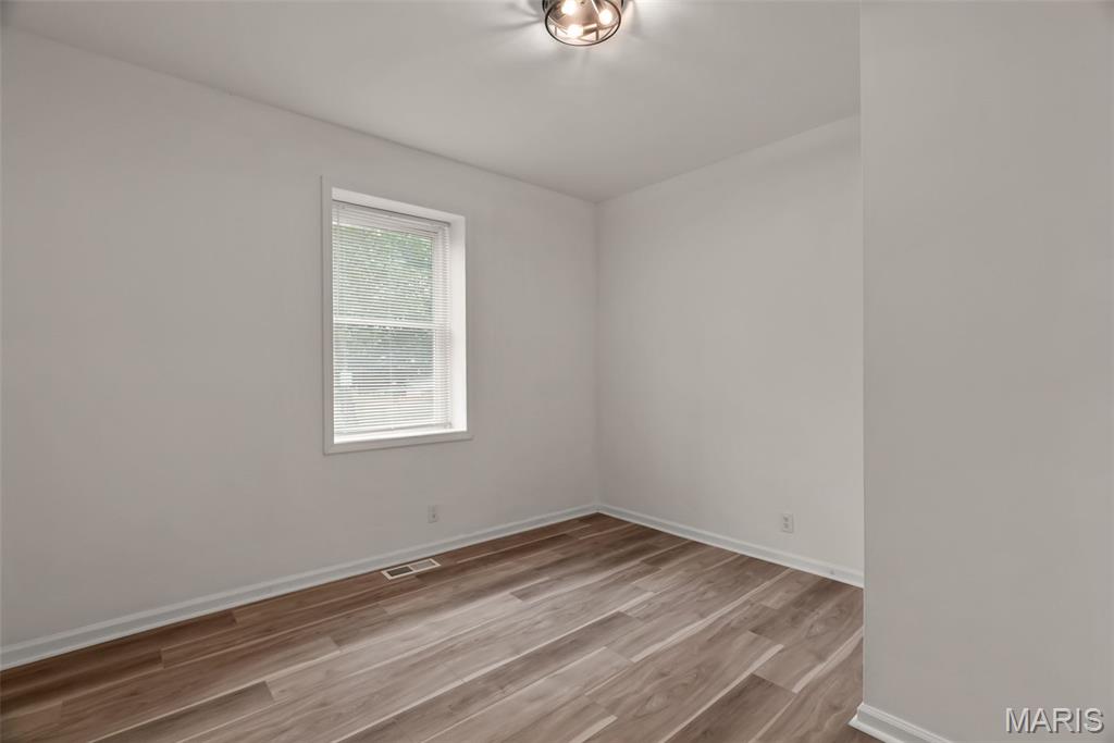 4404 Ellenwood