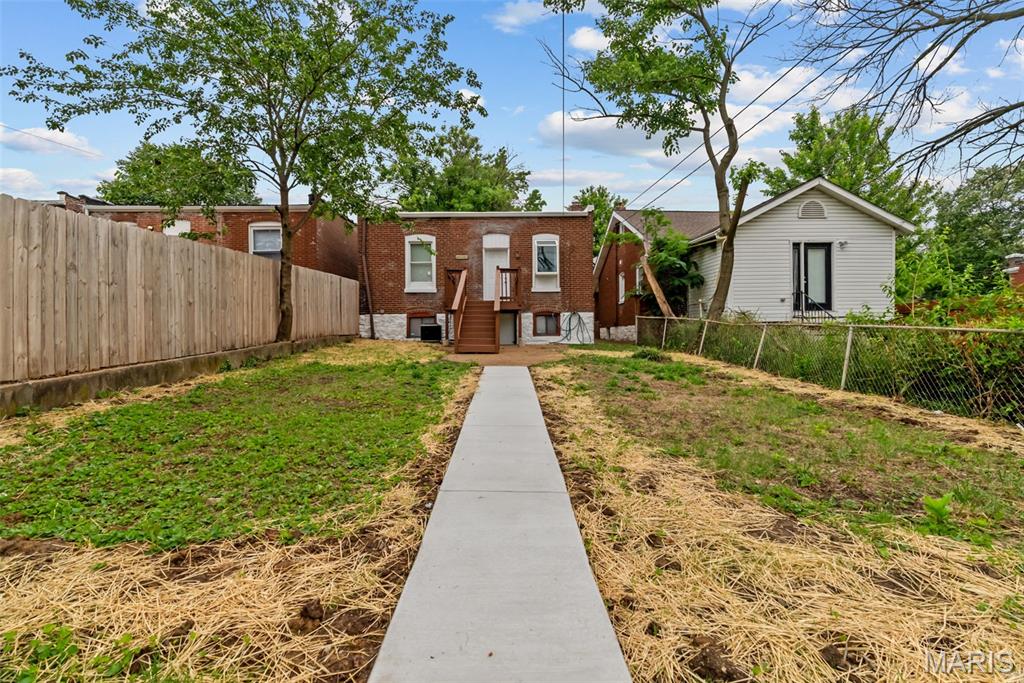 4404 Ellenwood