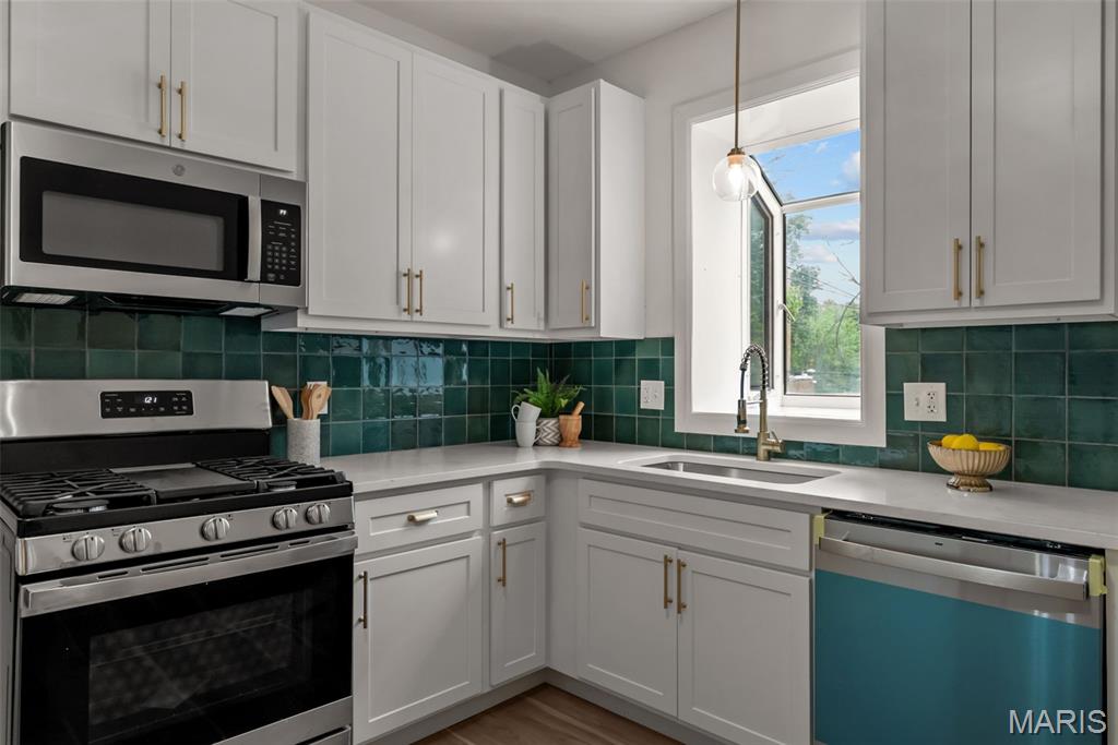 4404 Ellenwood