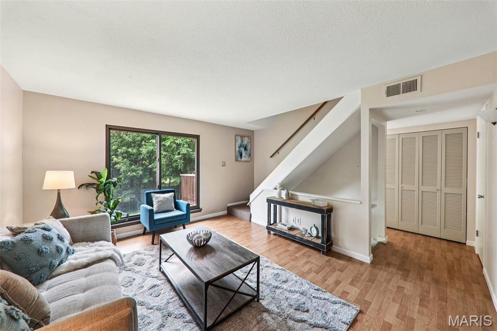 11111 Whispering Oaks Drive