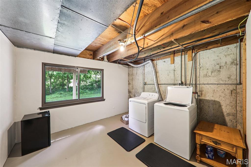 11111 Whispering Oaks Drive