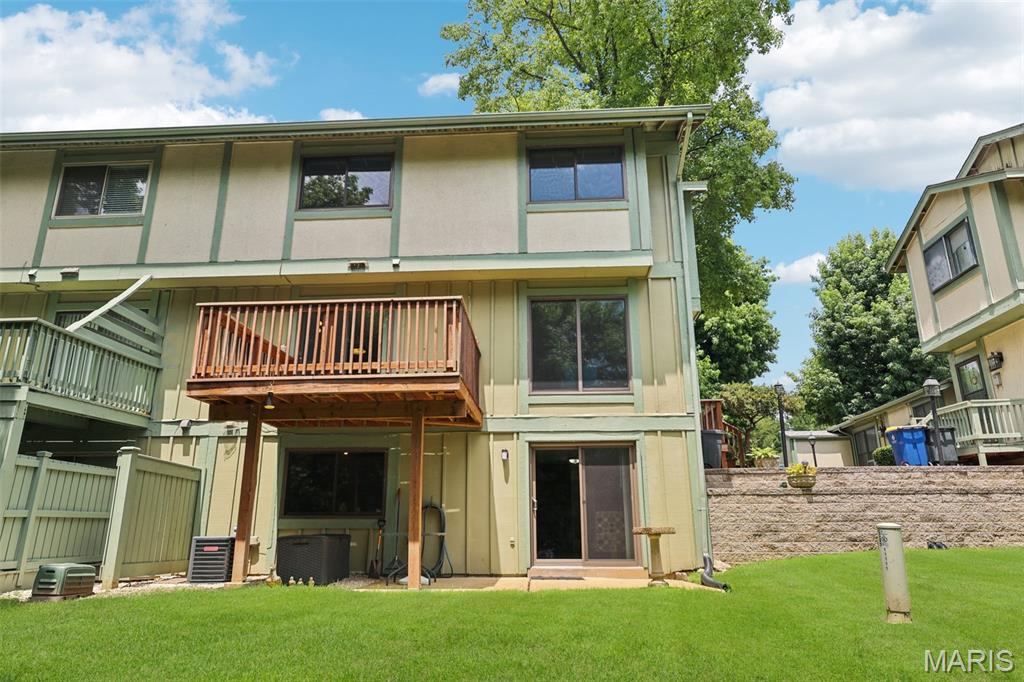 11111 Whispering Oaks Drive