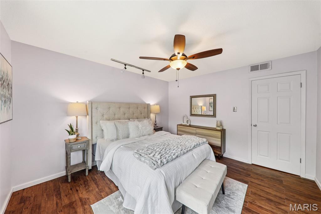11111 Whispering Oaks Drive