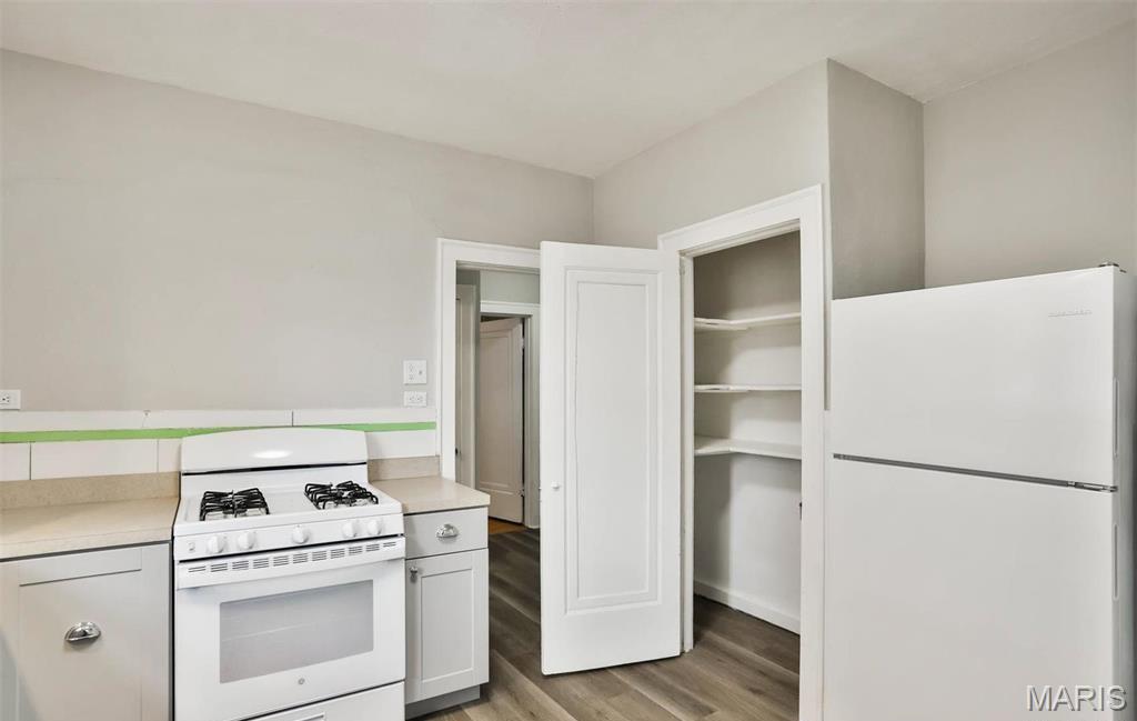 7125 Dartmouth Avenue