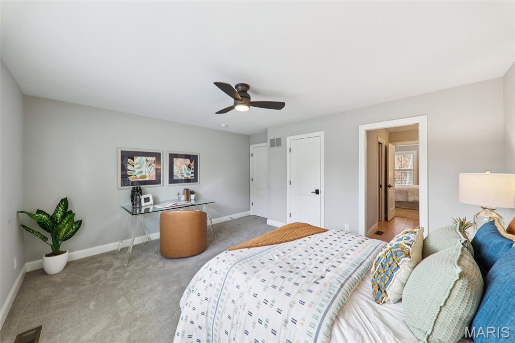 115 Ladue Pine Woods Place