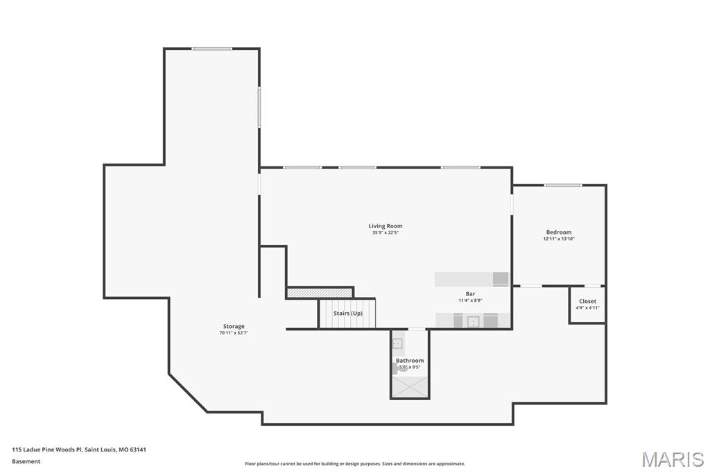 115 Ladue Pine Woods Place