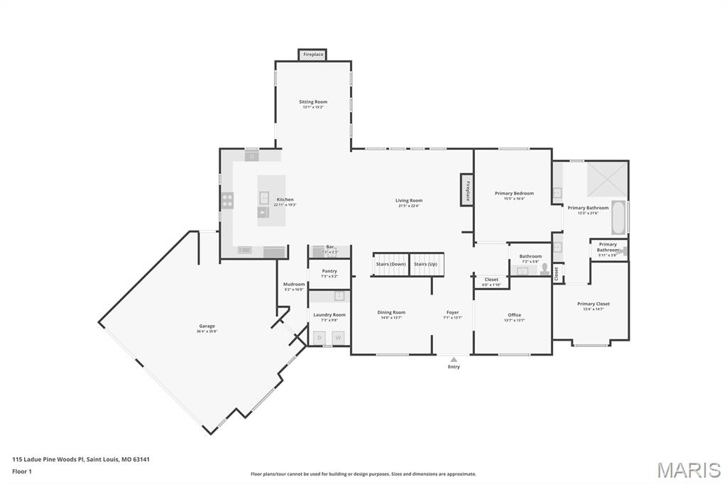 115 Ladue Pine Woods Place