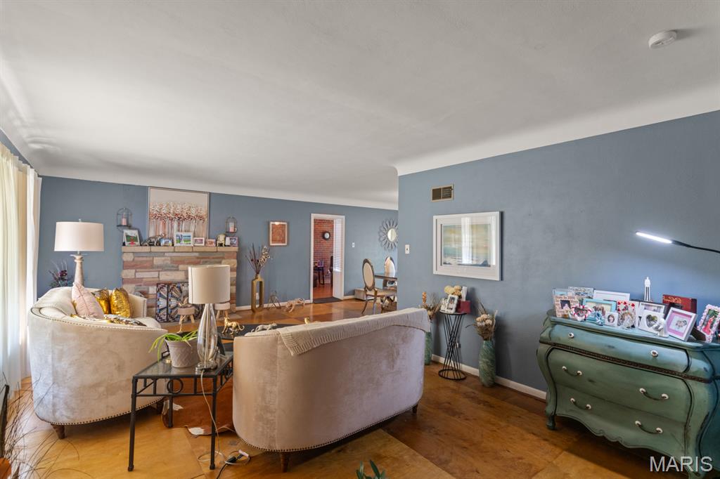 2 Capitol Hill Drive