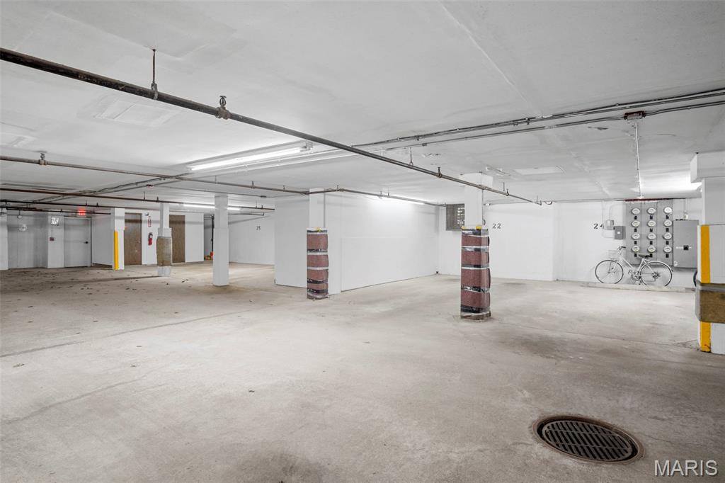 970 N Spoede Road Unit: 24