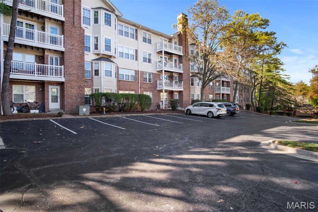 970 N Spoede Road Unit: 24