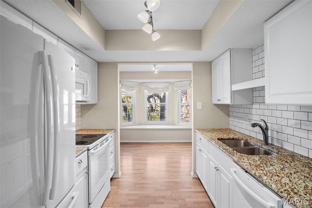 970 N Spoede Road Unit: 24