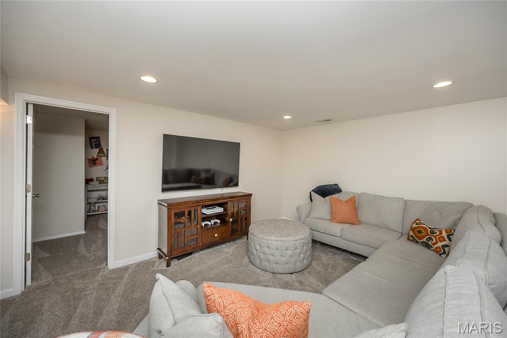 925 Camargo Drive