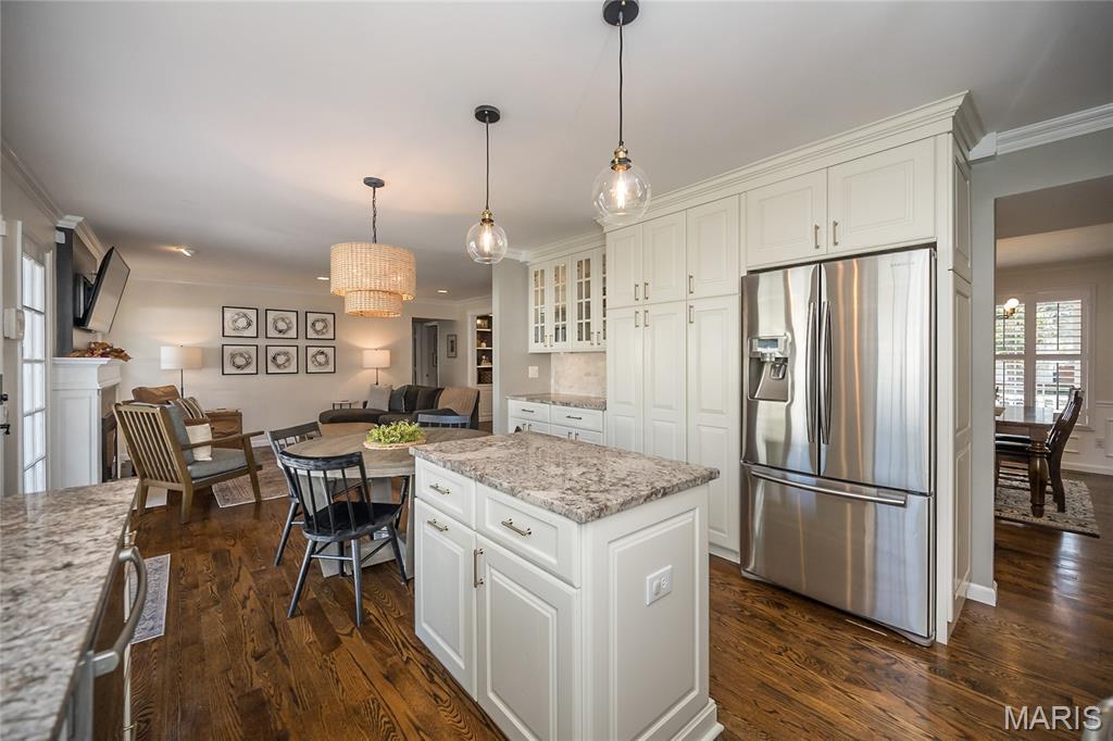 925 Camargo Drive