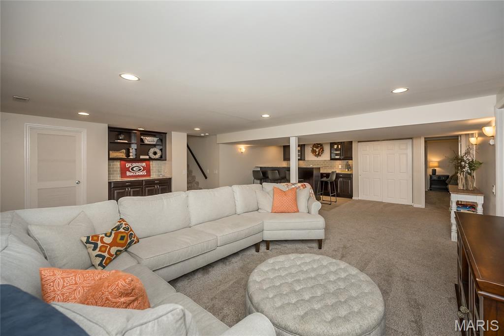 925 Camargo Drive