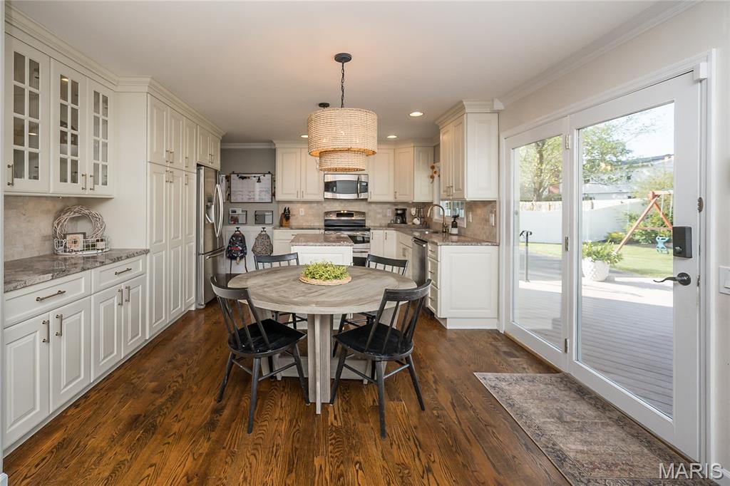 925 Camargo Drive